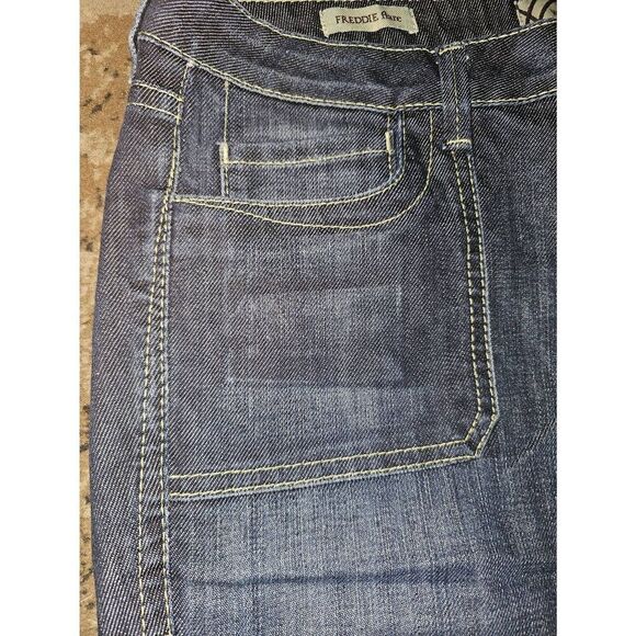 William Rast Freddie Flare Distressed Premium Jeans Size 28 EUC - Picture 6 of 10